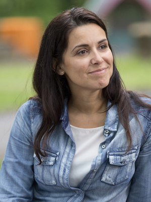 Alexandra Castillo; oyuncu