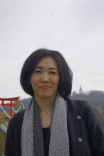 Byambasuren Davaa; Ulanbator, Moğolistan doğumlu Moğol senarist, yönetmen