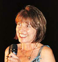 Eva Gardos; Macar kurgucu, senarist