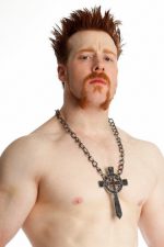 Stephen Farrelly; Cabra,Dublin,İrlanda doğumlu Stephen Sheamus olarak da bilinen İrlandalıgüreşçioyuncu