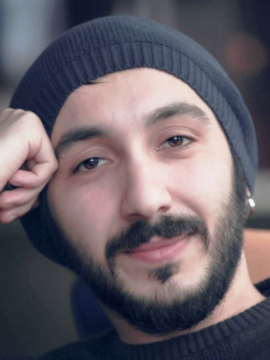 Onur Aldoğan; Türk yönetmen, senarist, görüntü yönetmeni