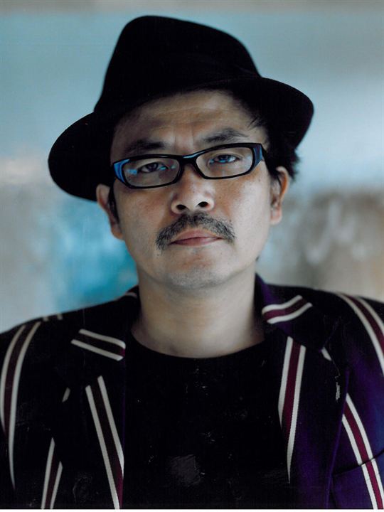 Sion Sono; Sono Sion,Shion Sono olarak da bilinen Japon yönetmen, senarist, yapımcı