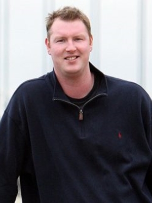 Neil Fingleton; İngiliz  oyuncu