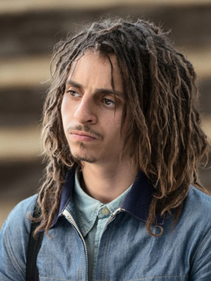 Moises Arias; Amerikalı oyuncu