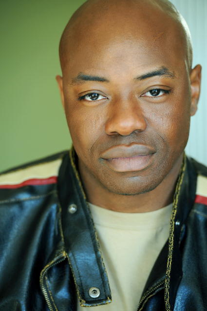 Dayo Ade; Lagos, Nijerya doğumlu Nijeryalı oyuncu