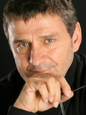 Adem Kılıç; Türk yönetmen, yapımcı