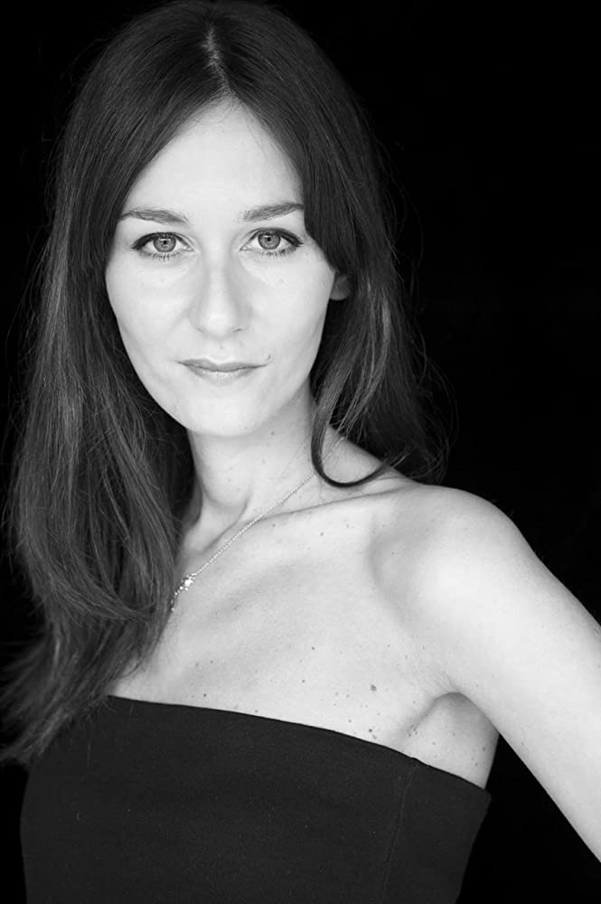 Ivana Basic; Split, Hırvatistan doğumlu Hırvat oyuncu