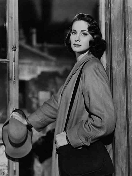 Alida Valli; Alida Maria Laura von Altenburger olarak da bilinen İtalyan oyuncu