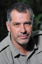 Luc Jacquet; Fransız senarist, yönetmen, adaptasyon