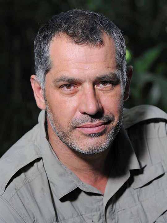 Luc Jacquet; Fransız senarist, yönetmen, adaptasyon