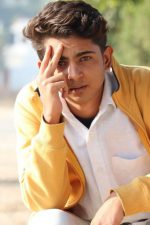 Mohammad Samad; Roorkee, Uttarakhand, Hindistan doğumlu Mohd Samad olarak da bilinen Hint oyuncu