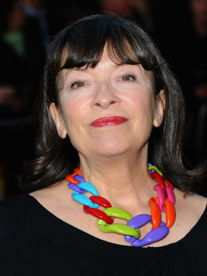 Marion Bailey; Watford,Hertfordshire,İngiltere doğumlu İngiliz  oyuncu