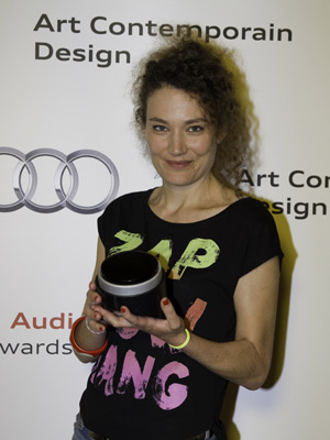 Coralie Fargeat; Fransız diyalog yazarı, kurgucu, senarist