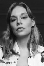 Bridget Neval; Yeni Delhi, Hindistan doğumlu Avustralyalı oyuncu