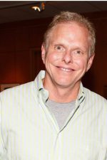 Todd Hallowell; Amerikalı uygulayıcı yapımcı, 2. birim yönetmeni, idari yapımcı