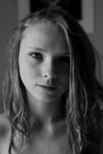 Yana Novikova; Belaruslu oyuncu