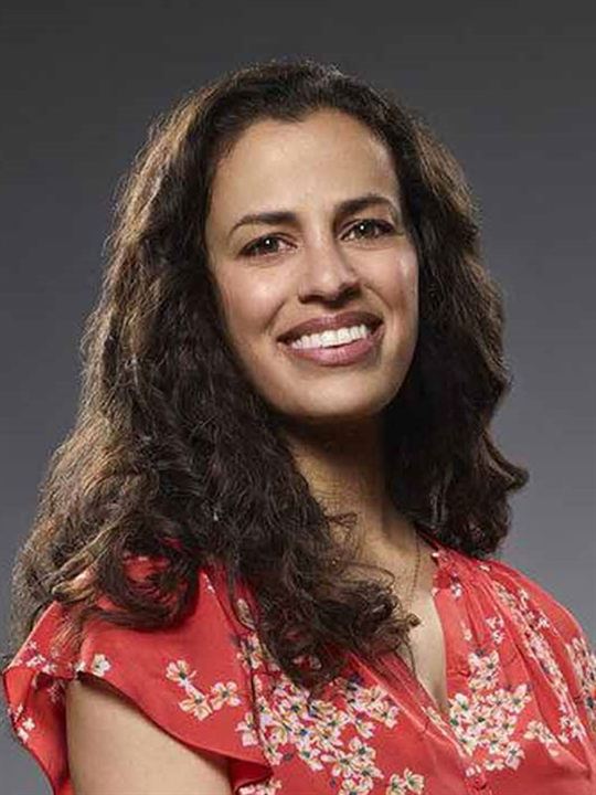 Athena Karkanis; Kanadalı  oyuncu