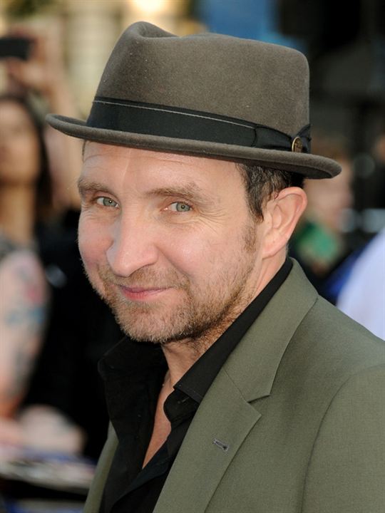 Eddie Marsan; Stepney,Londra ,İngiltere doğumlu Edward Maurice Charles Marsan olarak da bilinen İngiliz  oyuncu