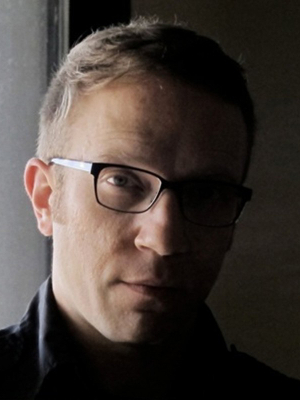 Vatche Boulghourjian; Kuveyt doğumlu Lübnanlı yönetmen, adaptasyon, diyalog yazarı, senarist