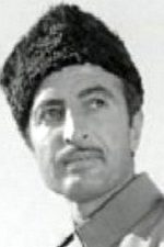 Turan Seyfioğlu; İstanbul, Türkiye doğumlu Türk oyuncu