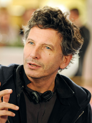 Nicolas Cuche; Fransız senarist, yönetmen, yaratıcı