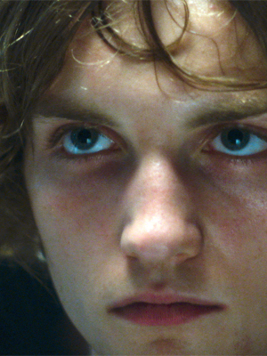 Lukas Ionesco; Fransız oyuncu