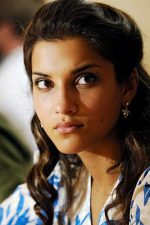 Amber Rose Revah; Londra,İngiltere doğumlu İngiliz  oyuncu