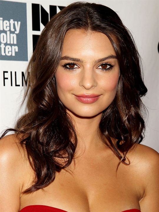 Emily Ratajkowski; Londra,İngiltere doğumlu Emily O'Hara Ratajkowski olarak da bilinen İngiliz  oyuncu