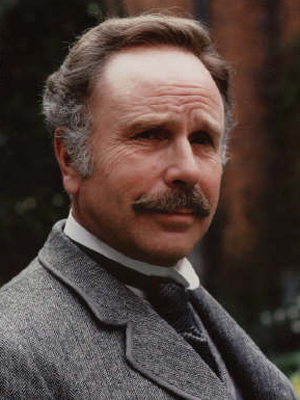 Edward Hardwicke; Londra,İngiltere doğumlu İngiliz  oyuncu