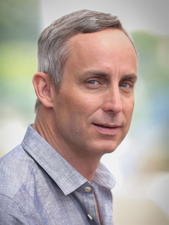 Wallace Langham; Amerikalı oyuncu, senarist, yönetmen