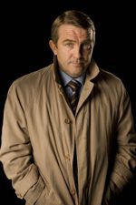 Bradley Walsh; Watford,Hertfordshire,İngiltere doğumlu İngiliz oyuncu