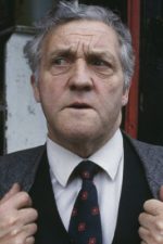 Norman Rossington; Liverpool,Merseyside,İngiltere doğumlu İngiliz  oyuncu