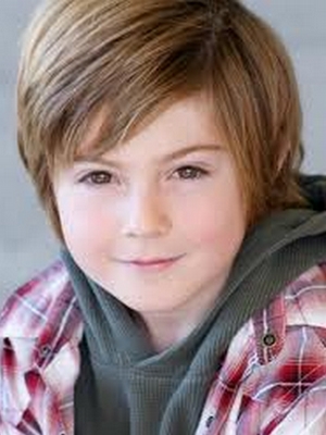 Mason Cook; Mason Cook Elston olarak da bilinen Amerikalı oyuncu