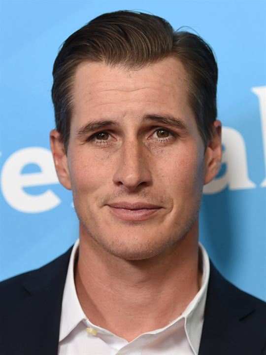 Brendan Fehr; Kanadalı  oyuncu