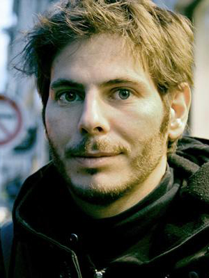 Emmanuel Gras; Fransız görüntü yönetmeni, senarist, yönetmen