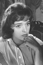 Elina Salo; Sipoo,Finlandiya doğumlu Fin  oyuncu