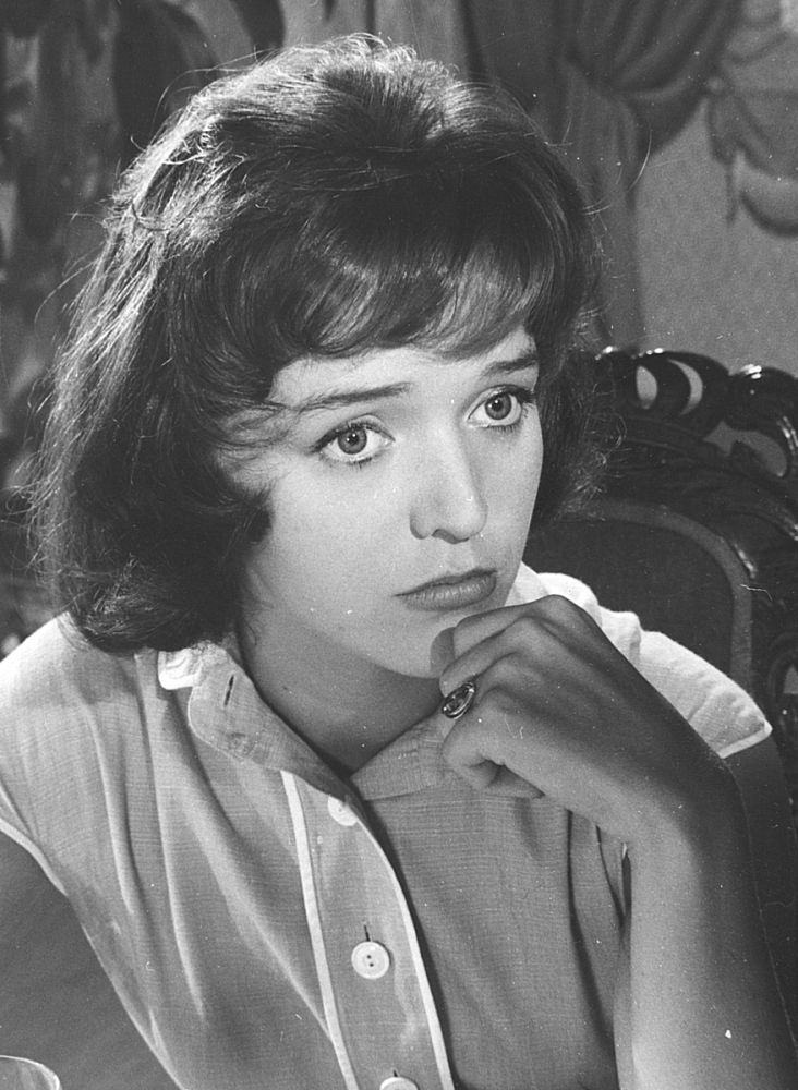 Elina Salo; Sipoo,Finlandiya doğumlu Fin  oyuncu