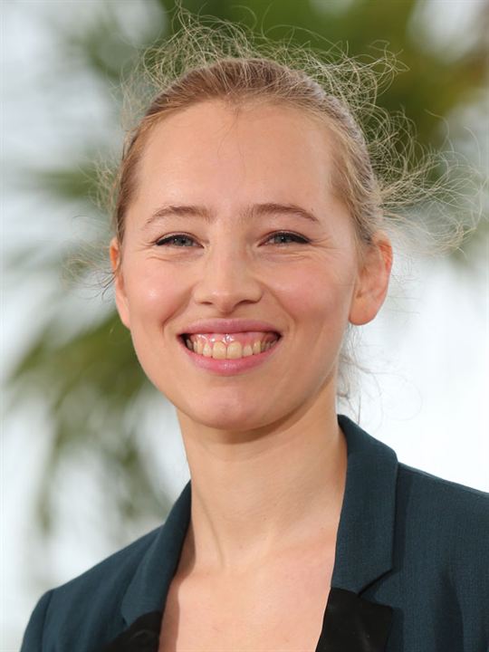 Isild Le Besco; Fransız