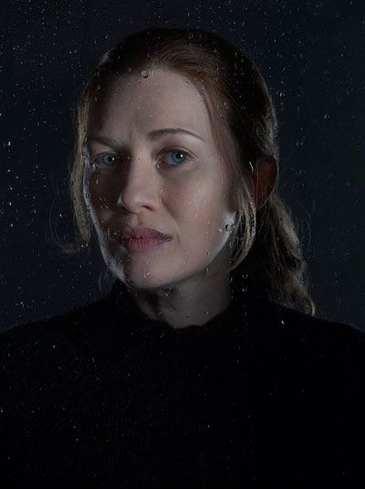 Mireille Enos; Marie Mireille Enos olarak da bilinen Amerikalı oyuncu