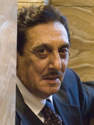 Flavio Bucci; İtalyan oyuncu