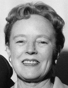 Alma Reville; Nottingham,Nottinghamshire,İngiltere doğumlu İngiliz  senarist, adaptasyon, senaryo denetçisi