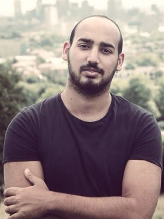Emek Şafak Aslan; Türk kurgucu, senarist, yönetmen