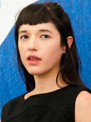 Simone Bucio; Meksikalı oyuncu