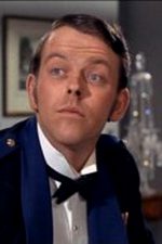 Julian Holloway; oyuncu