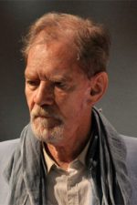 Alejandro Sieveking; Rengo, Şili doğumlu Şilili oyuncu