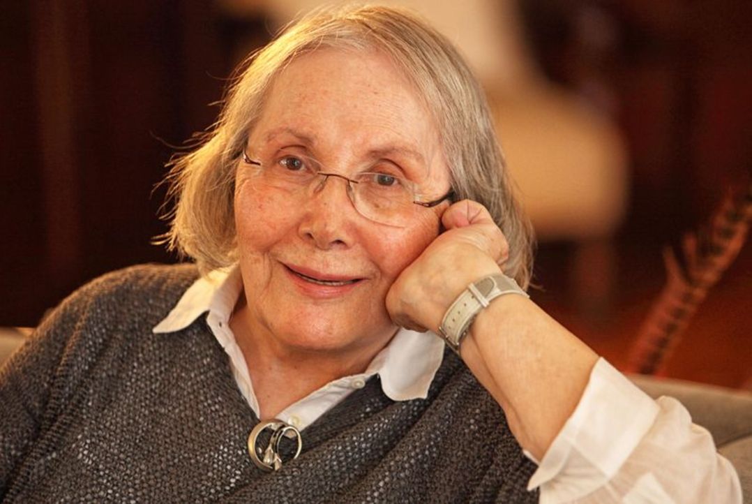 Adalet Ağaoğlu; Nallıhan, Ankara, Türkiye doğumlu Türk yazar