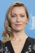 Dounia Sichov; Fransız