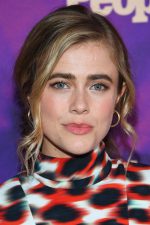 Melissa Roxburgh; Kanadalı  oyuncu