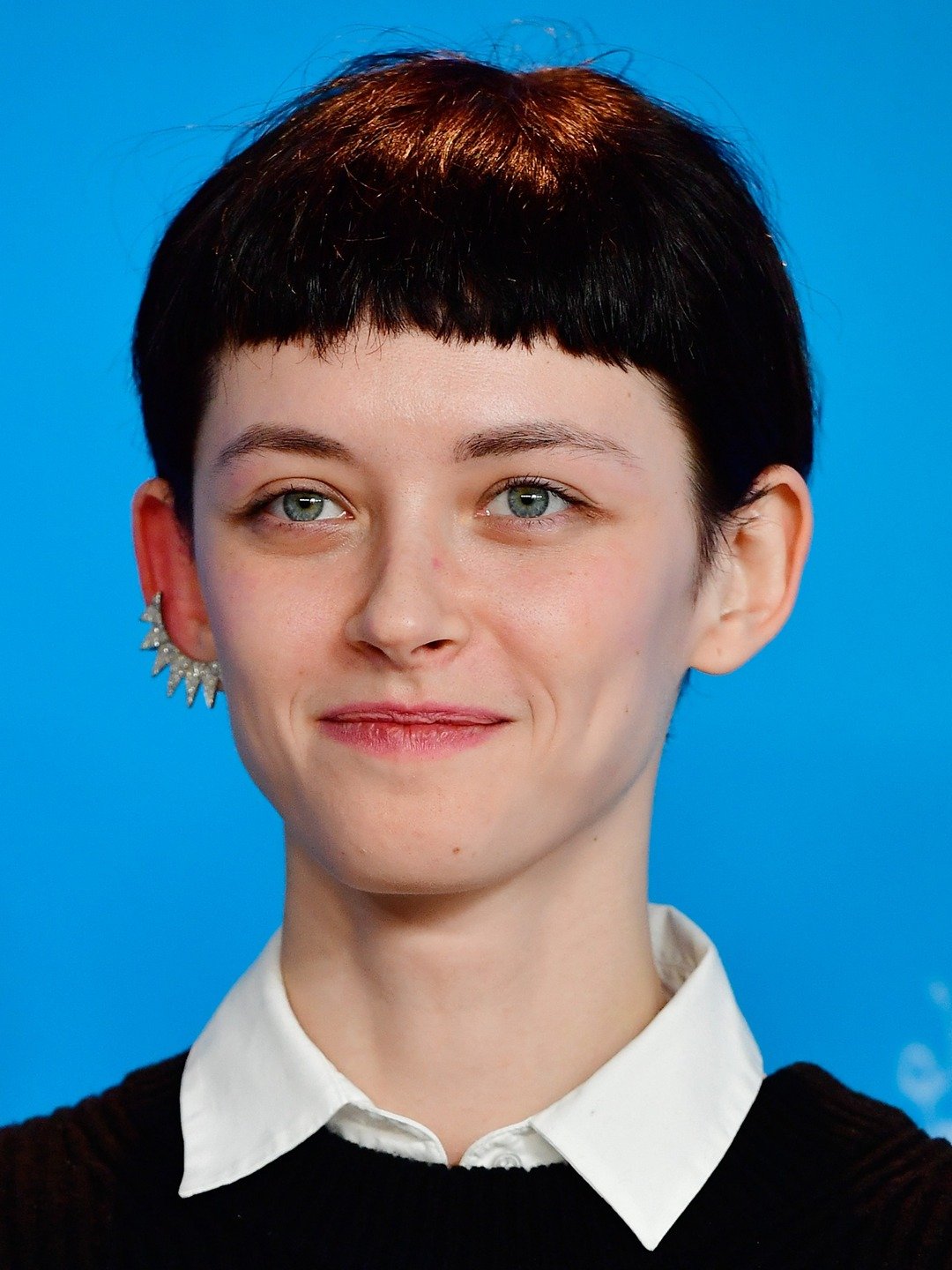 Tinatin Dalakishvili; Tiflis, Gürcistan doğumlu Tina Dalakishvili olarak da bilinen Gürcü oyuncu