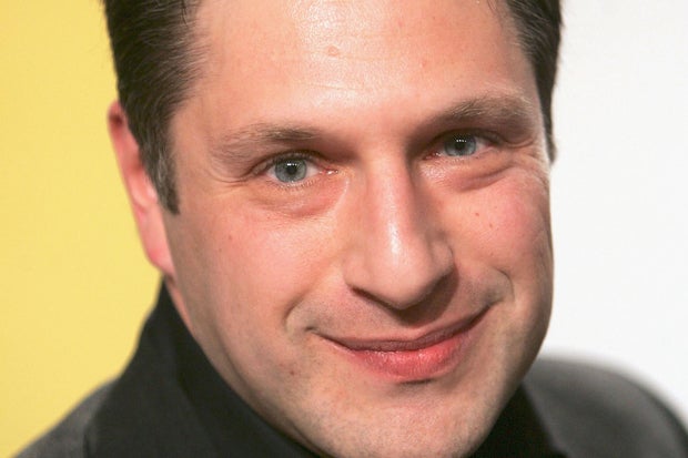 Patrick Marber; Wimbledon,Londra,İngiltere doğumlu Patrick Albert Crispin Marber olarak da bilinen İngiliz  senarist, orijinal karakterleri yaratan, yazar